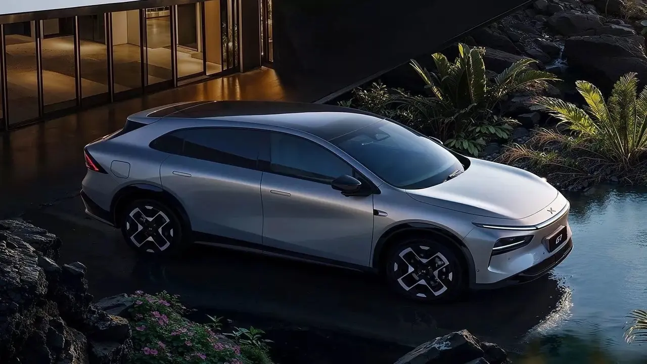 Çinli Xpeng, yeni otomobil ekranını tanıttı!