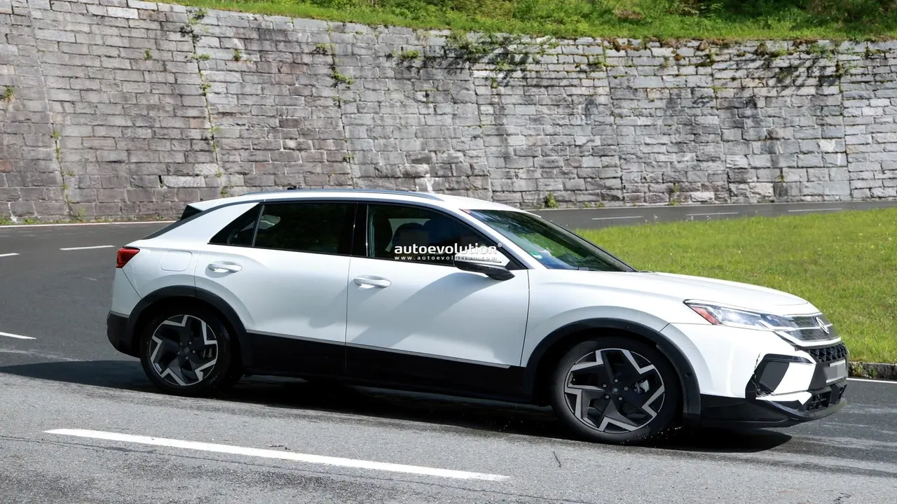 Yeni nesil Volkswagen T-Roc geliyor! İşte tasarımı