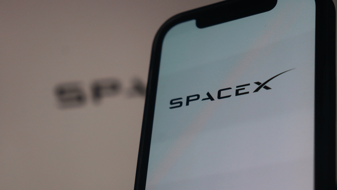 SpaceX, yapay zeka şirketi xAI’a 2 milyar dolar yatırım yapabilir