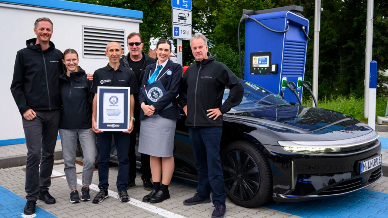 Tek şarjla 1205 km: Yeni dünya rekoru kırıldı