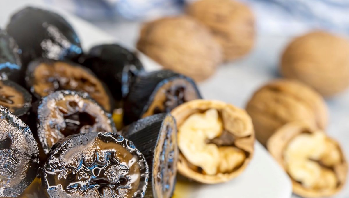 Kalın bağırsak kanserini önleyen besin: Günde 5 tane yemek yetiyor