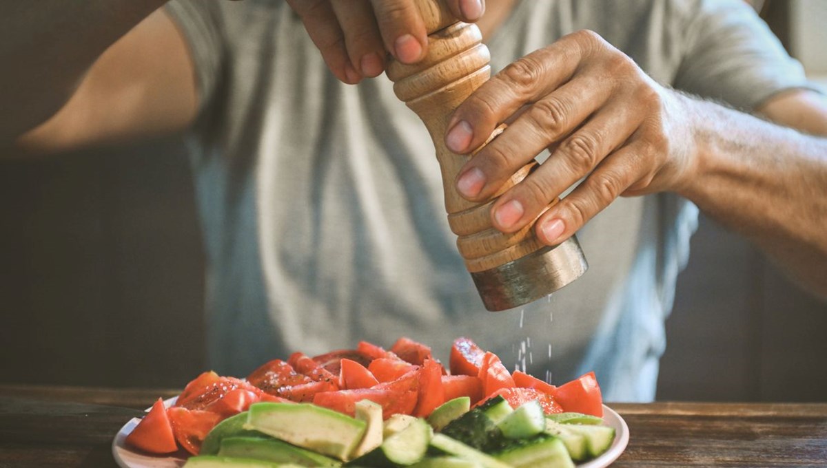 Mutfağınızdaki en büyük düşman: Böbrekleri diyalize sürüklüyor