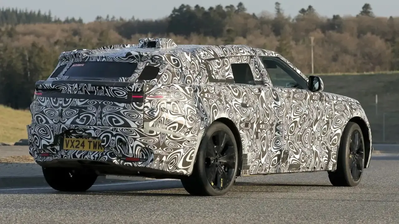 Range Rover elektrikli SUV modeli ile karşımızda