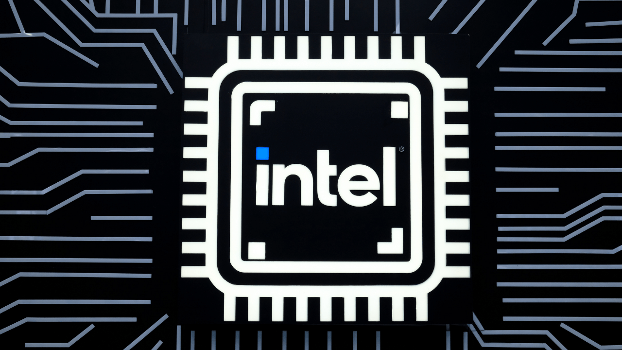 Intel, yeniden yapılanma çabaları kapsamında Apple’dan yatırım istiyor