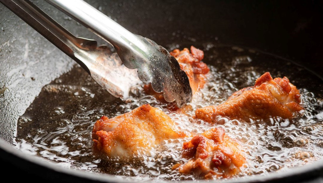 Kolesterolü yükseltiyor, damarları tıkıyor: Severek tüketiliyor ama kalbin düşmanı