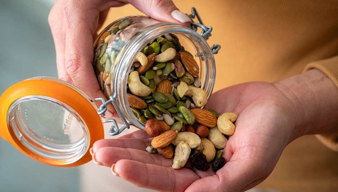 Beslenme uzmanı açıkladı: Kuruyemiş tüketmek şişmanlatır mı?