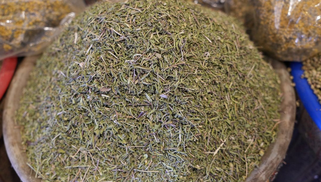 İlaç yerine tercih ediyorlar: Sütle kaynatınca öksürük ve balgamı kesiyor