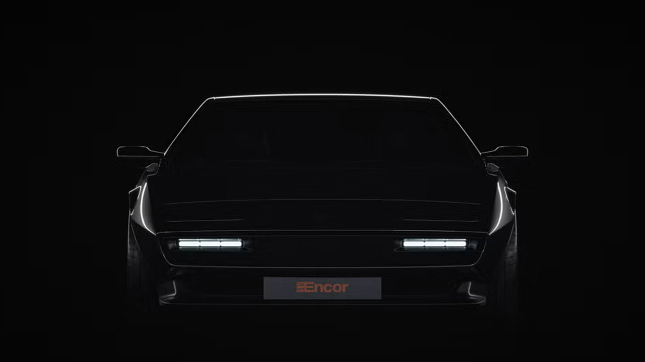 Lotus Esprit efsanesi 50 yaşında restore ediliyor!