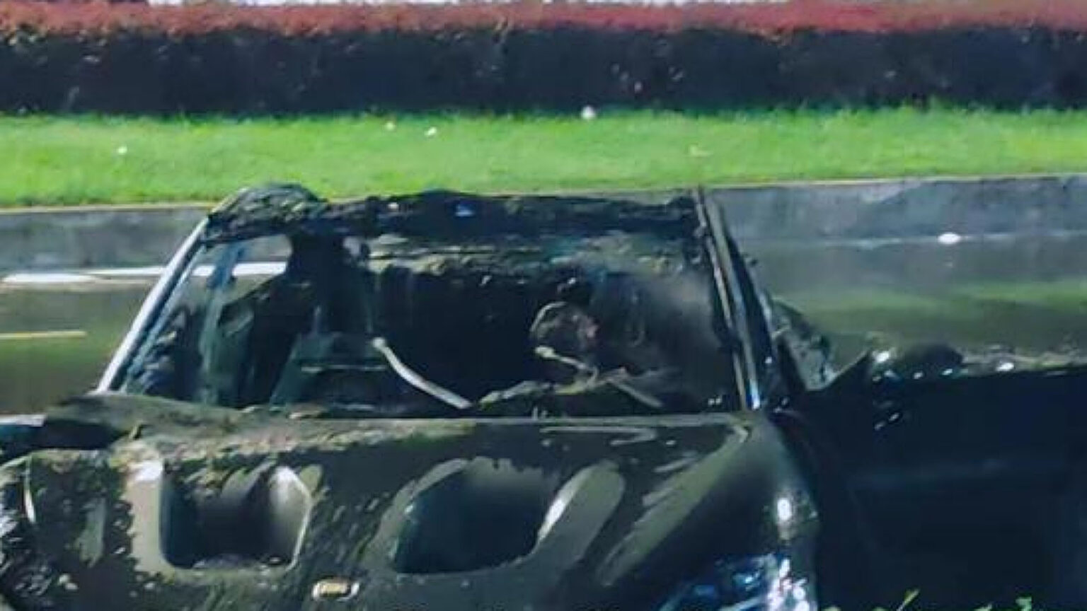 Xiaomi SU7 kaza yaptı ve alevlere teslim oldu