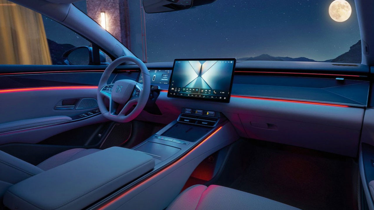 BYD Han L Tanıtıldı: 2,7 Saniyede 100 km/s!