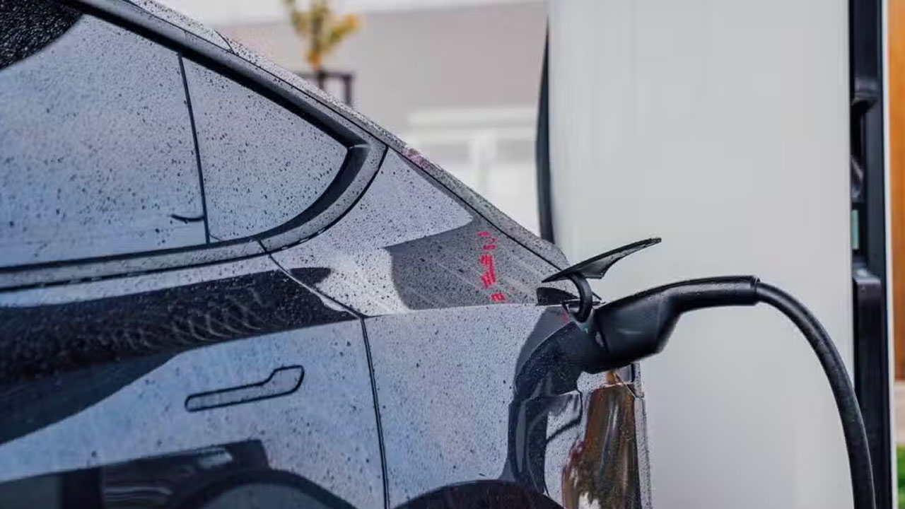 Tesla MultiPass Özelliğini Avrupa’da Genişletiyor!