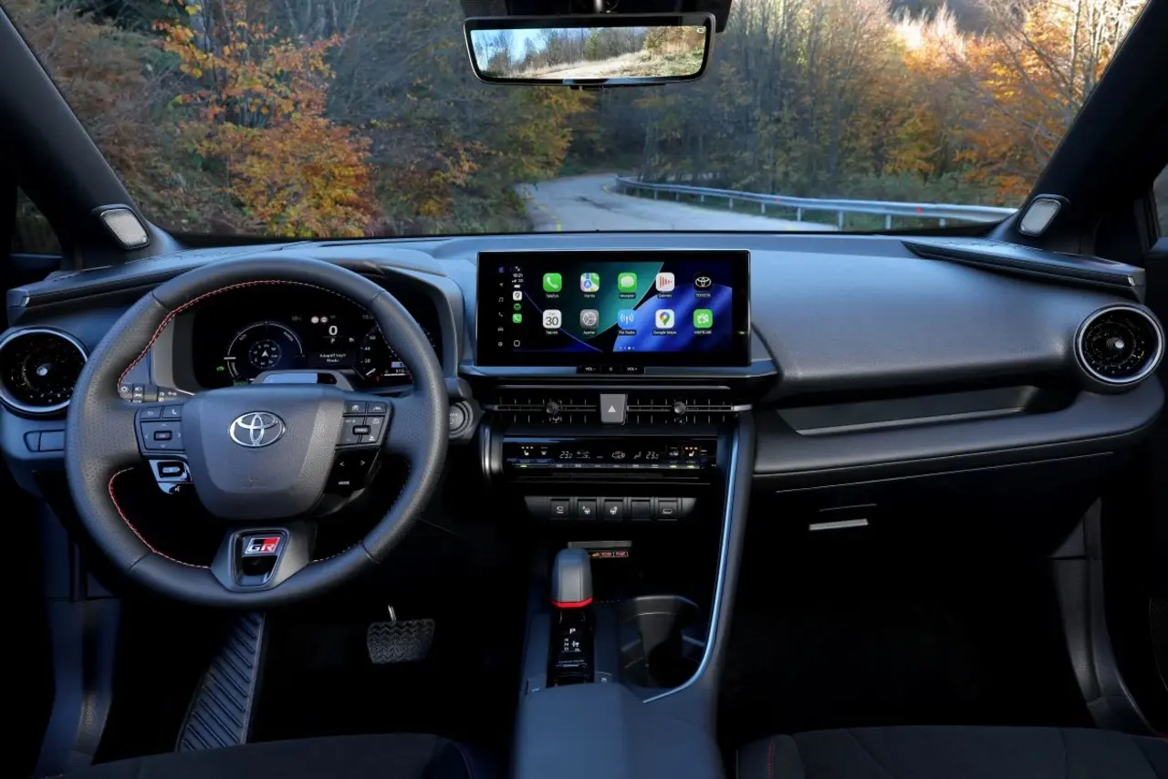 Yeni Toyota C-HR Hybrid GR SPORT Türkiye’de