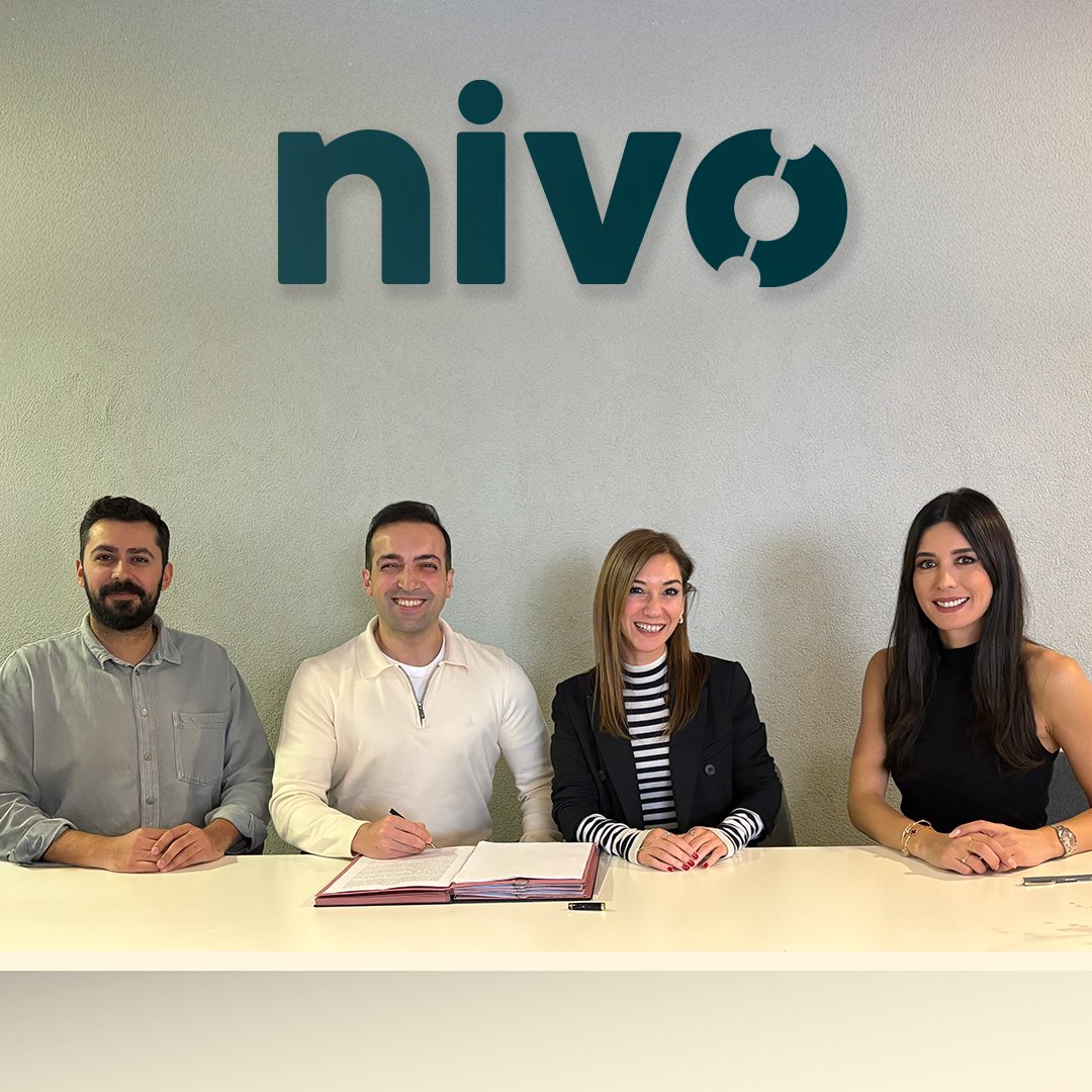 Döngüsel moda markası nivo, kıyafet aboneliği platformu UnoMoi’yi satın aldı