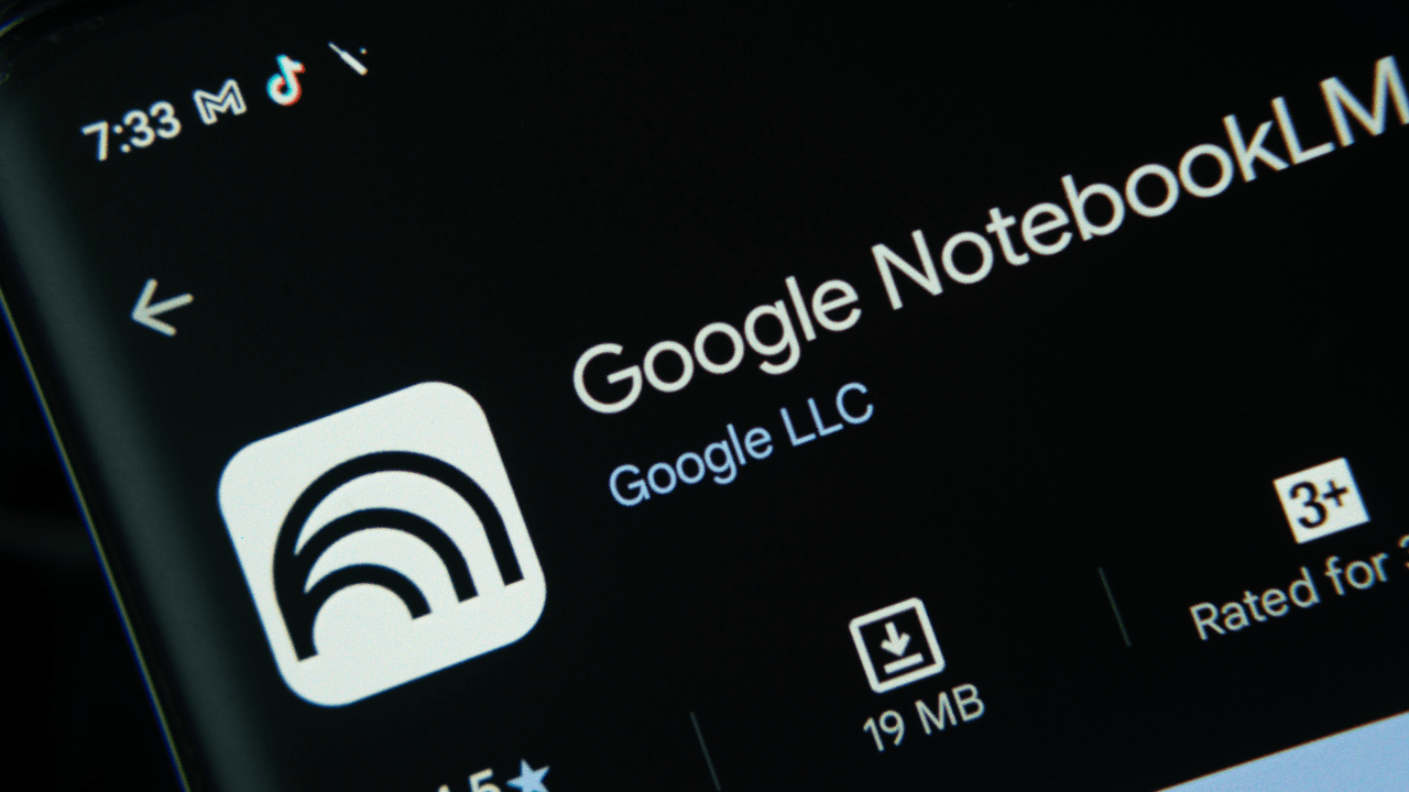 Google, NotebookLM’in mobil uygulamasına kamera desteği getirdi