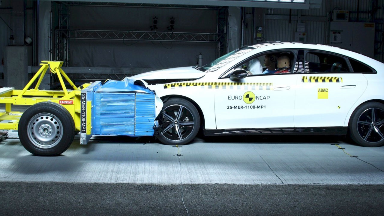 Mercedes CLA EQ Euro NCAP Testlerinde Zirveye Çıktı!