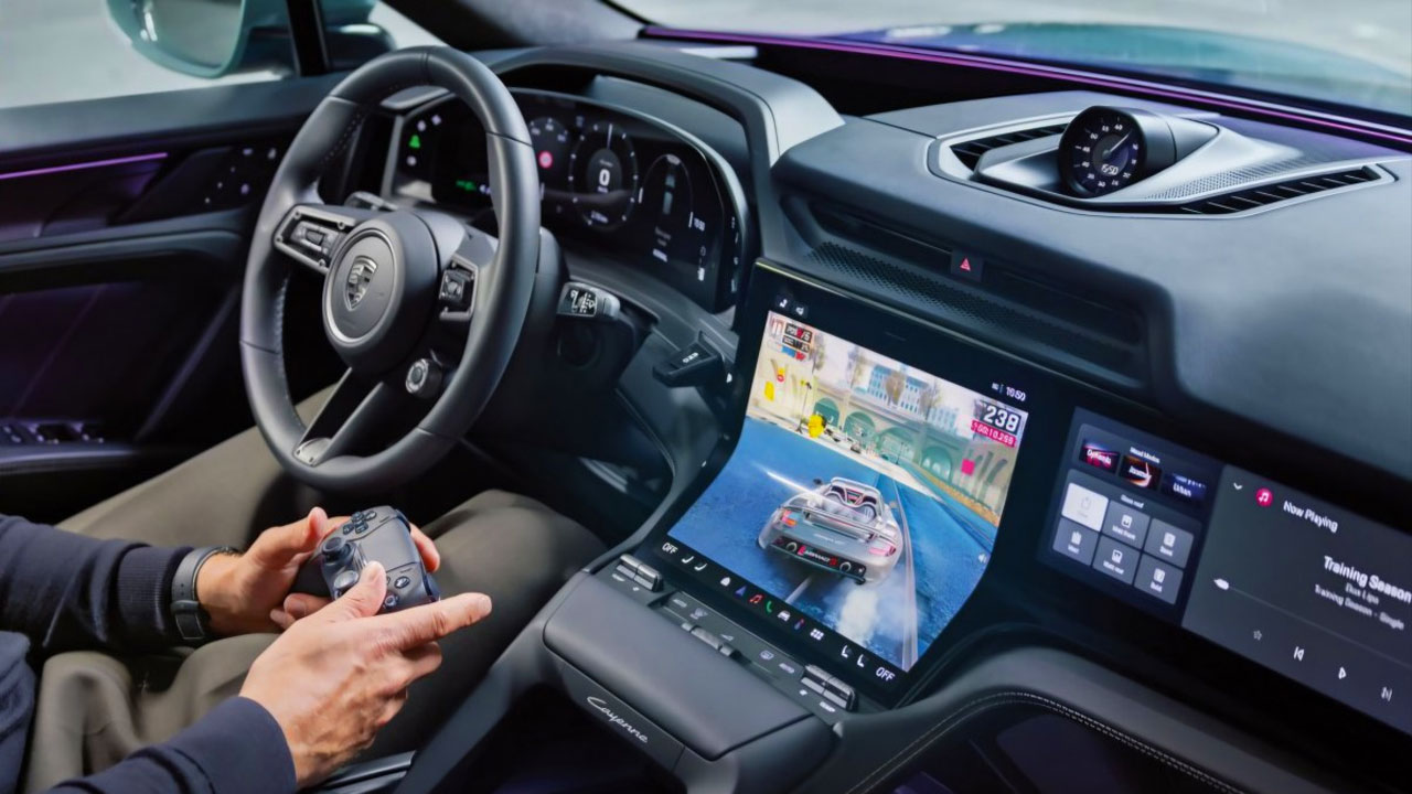 Porsche Cayenne Electric’in “Sürücü Deneyimi” Kokpiti!