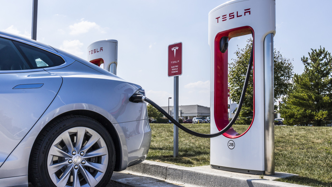 Tesla Eskişehir Supercharger İstasyonu Hizmete Açıldı!