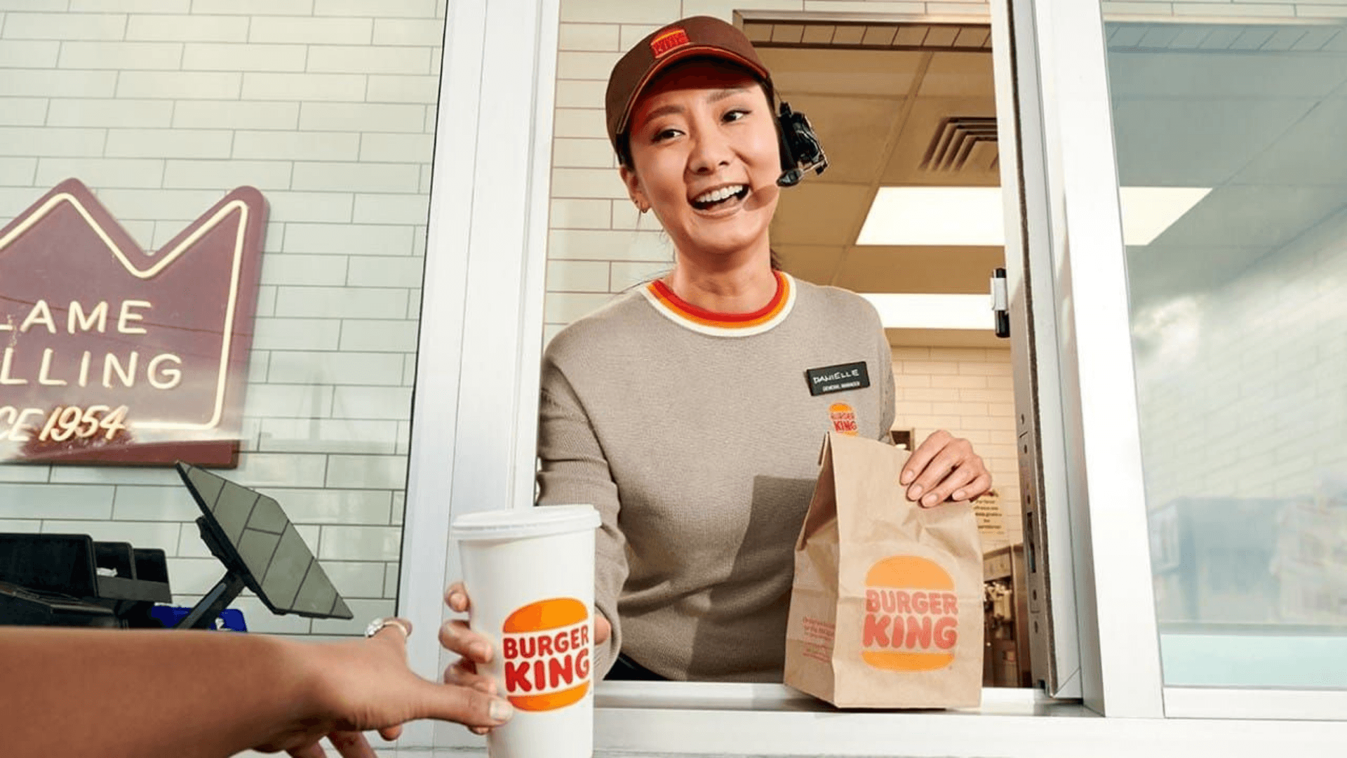 Burger King, çalışanlarının samimiyetini yapay zeka ile ölçecek