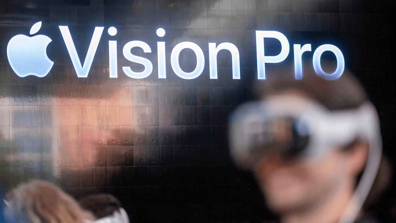 Google, Vision Pro için YouTube uygulamasını yayınladı