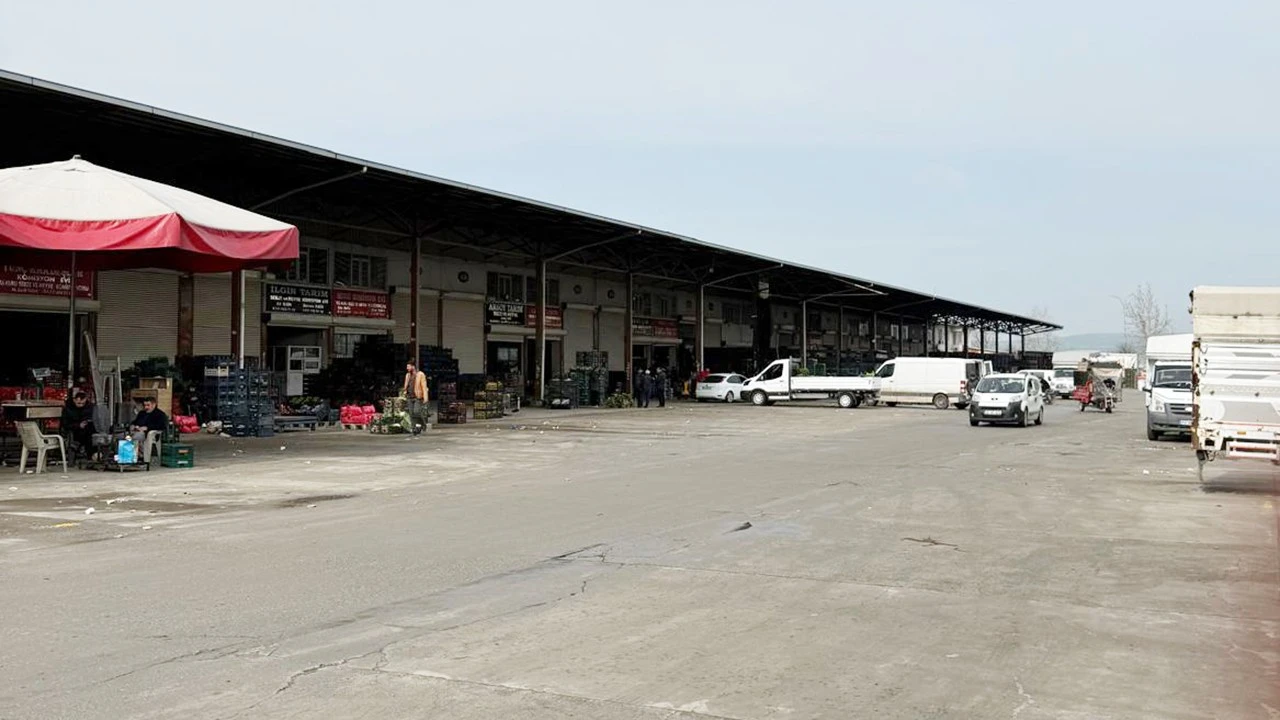 Batman’da Yaş Sebze ve Meyve Ticareti Hız Kazanıyor