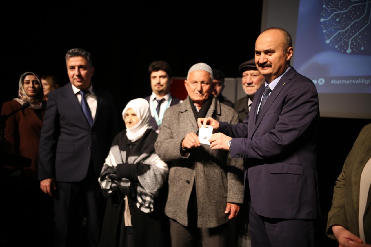 Batman’da Alzheimer ve Demans Hastalarına Akıllı Cihaz Desteği