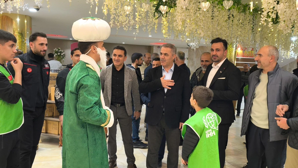 Hüseyin Şansi, Ramazan Ayında Yoğun İftar Programları Düzenliyor