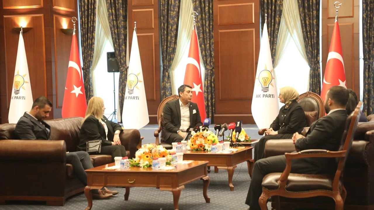 Anavatan Partisi Bayramda Siyasi Birlikteliği Güçlendirdi