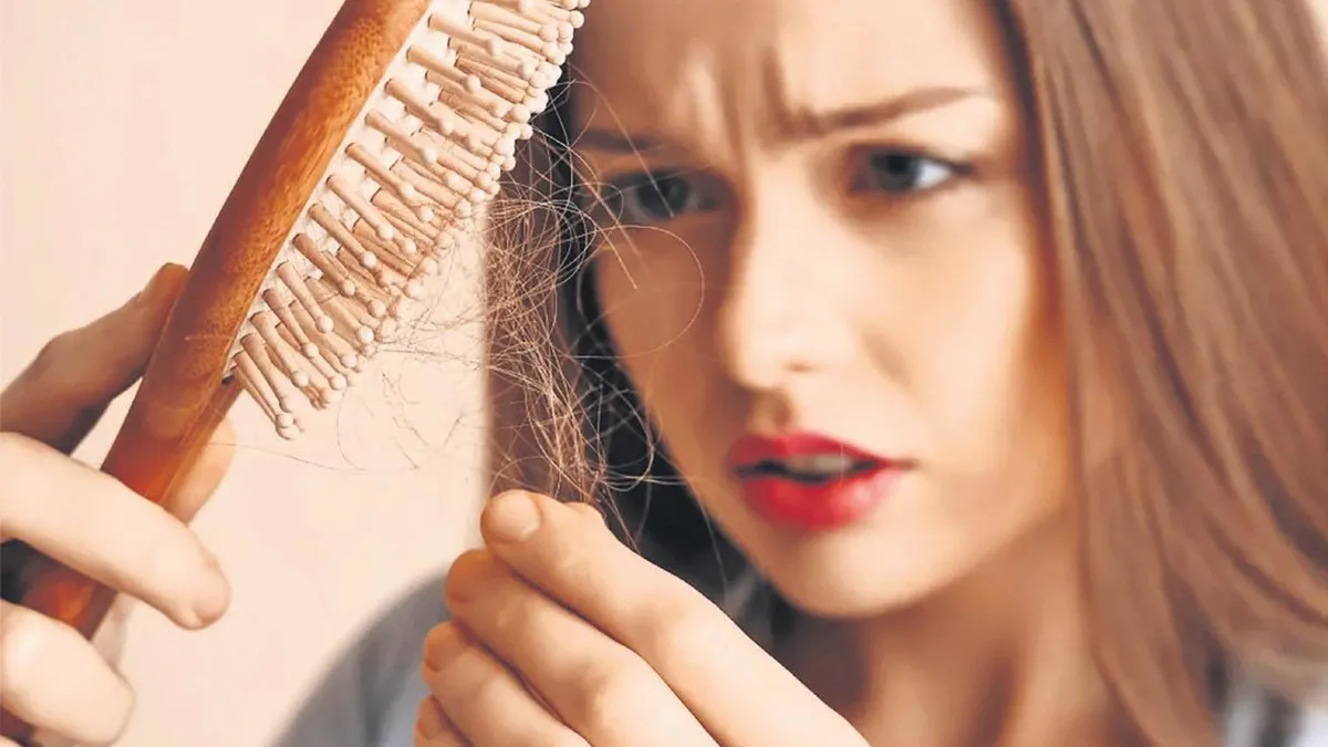 Bahar Aylarında Saç Dökülmesi Neden Artar?