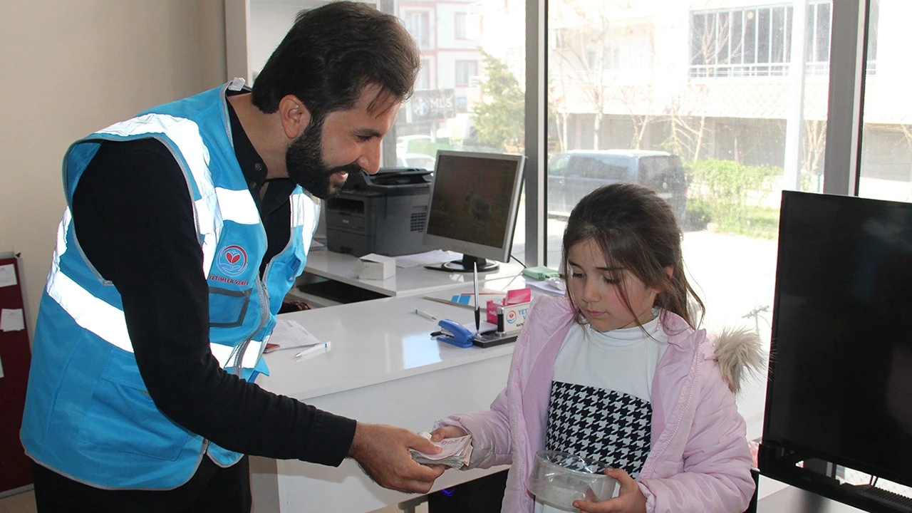 Küçük Kalpten Büyük Yardım Eli: Zeynep Kaya’nın Bağışı