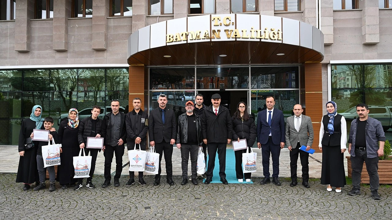 Batman’da Kitap Dostları Ödüllendirildi: Okuma Kültürü Destekleniyor