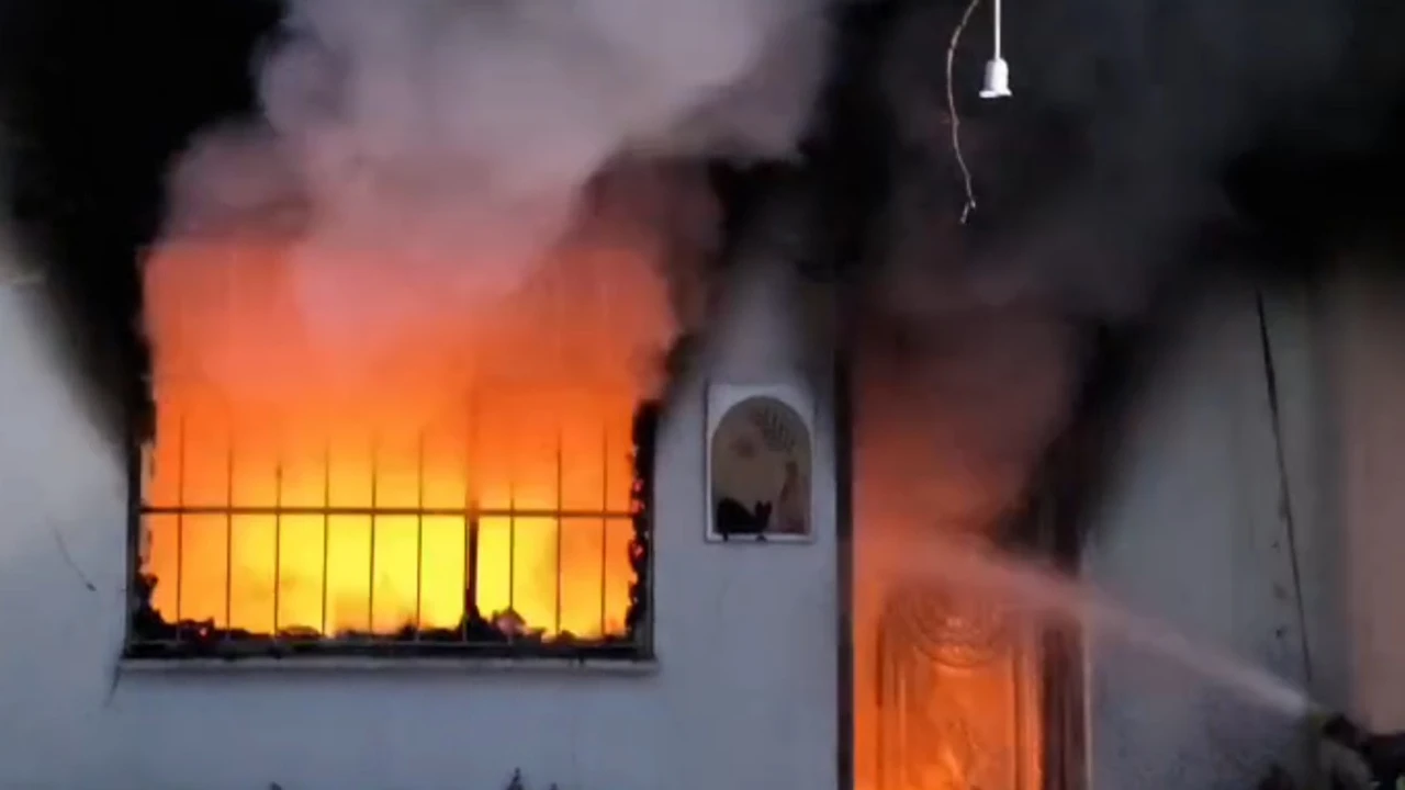 Batman’da Sabah Saatlerinde Yangın Felaketi: Evi Küle Çevirdi