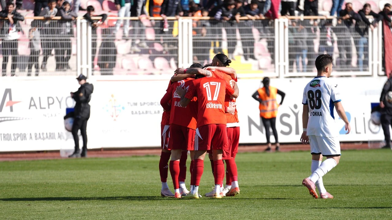 Batman Petrolspor Zirvede Farkı Açıyor