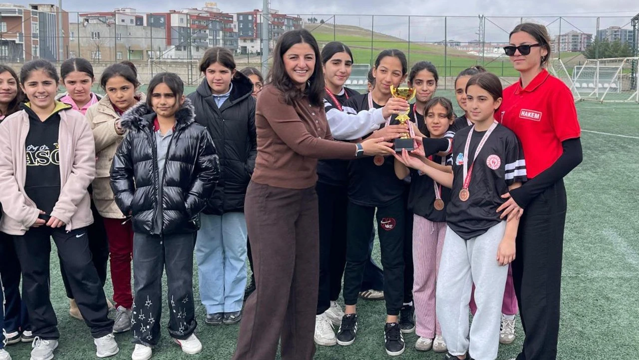 Beyçayırı Köyü Ortaokulu, Çifte Şampiyonlukla Göz Doldurdu