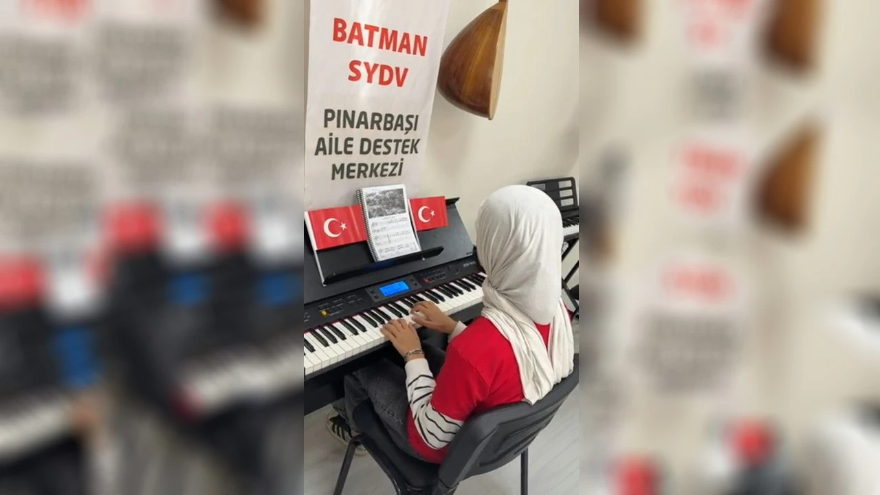 Piyano Ezgileriyle Çanakkale Zaferi Anıldı