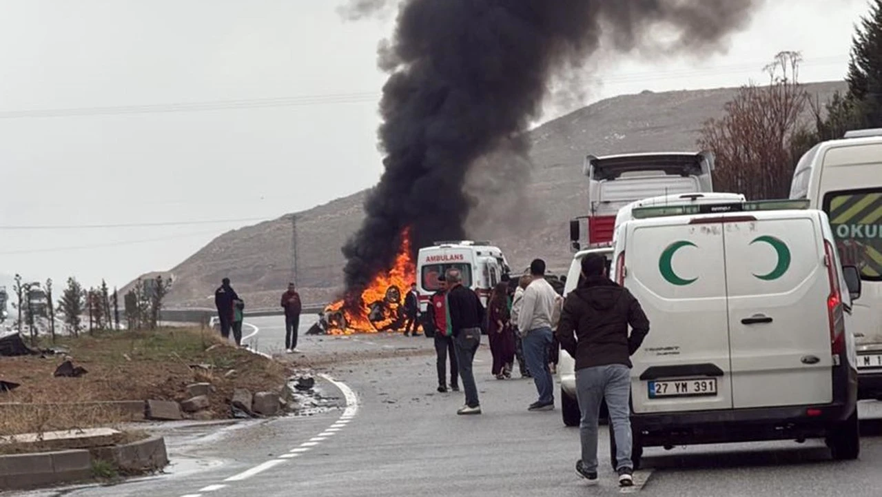 Batman-Hasankeyf Kara Yolunda Feci Kaza: İki Yaralı