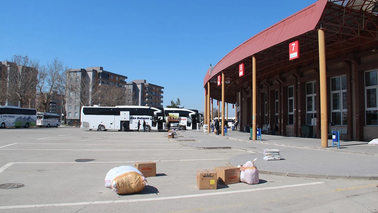 Batmandaki Otobüs Firmalarının Zorlu Süreci: Seyahat İhtiyacı Düşüyor