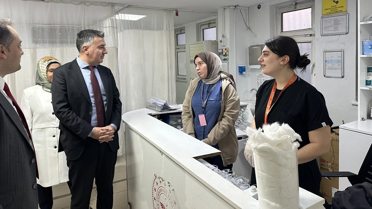 İl Sağlık Müdürü Solmaz, İluh Devlet Hastanesi’nde İncelemelerde Bulundu