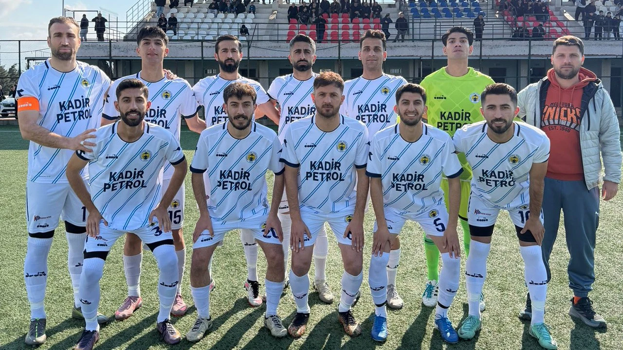 Binatlıspor Namağlup Liderliğini Sürdürerek Şampiyonluğa Koşuyor