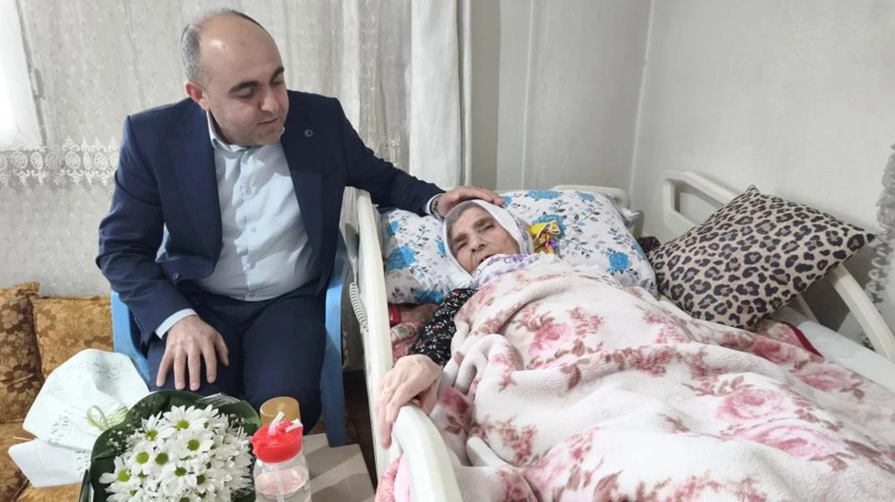 113 Yaşındaki Şehit Annesi Cemile Yıldırım’a Anlamlı Ziyaret