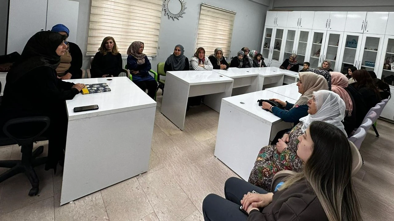 Kadir Gecesi’nde Manevi Derinlik: Kur’an-ı Kerim ile Buluşma