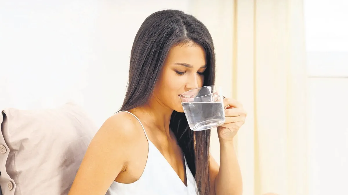 Sabahları Sıcak Su İçmenin Sağlığa Faydaları