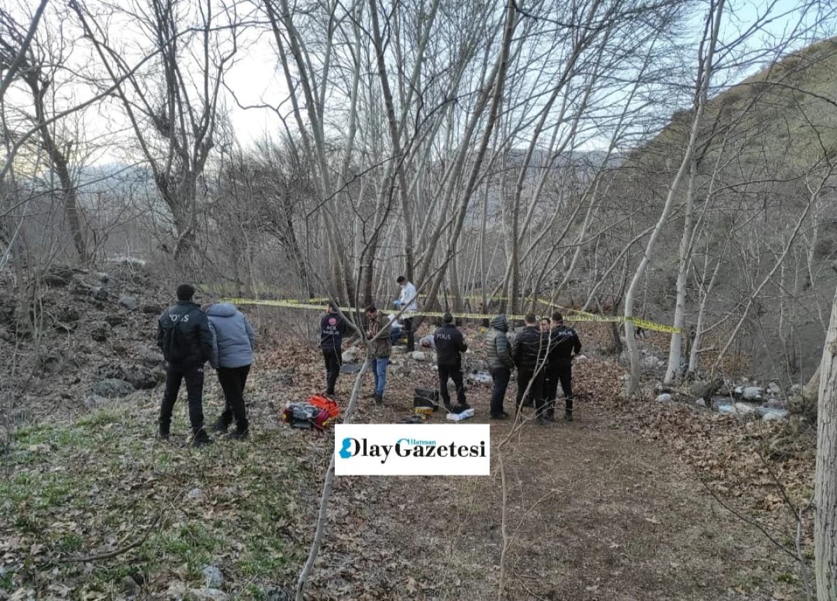 Sason’da Dere Yatağında Cansız Bedene Ulaşıldı