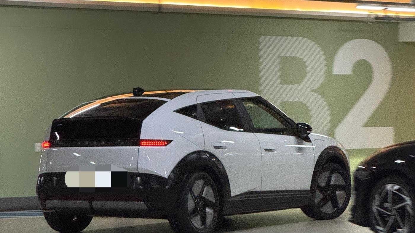 Hyundai IONIQ 3’ün Standart Versiyonu Görücüye Çıkıyor