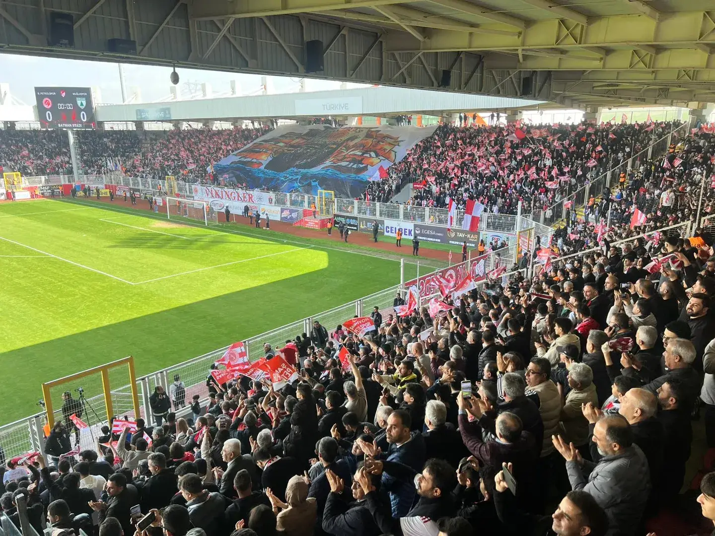 Batman Petrolspor’a Şampiyonluk Haftasında Cezalar Yağdı