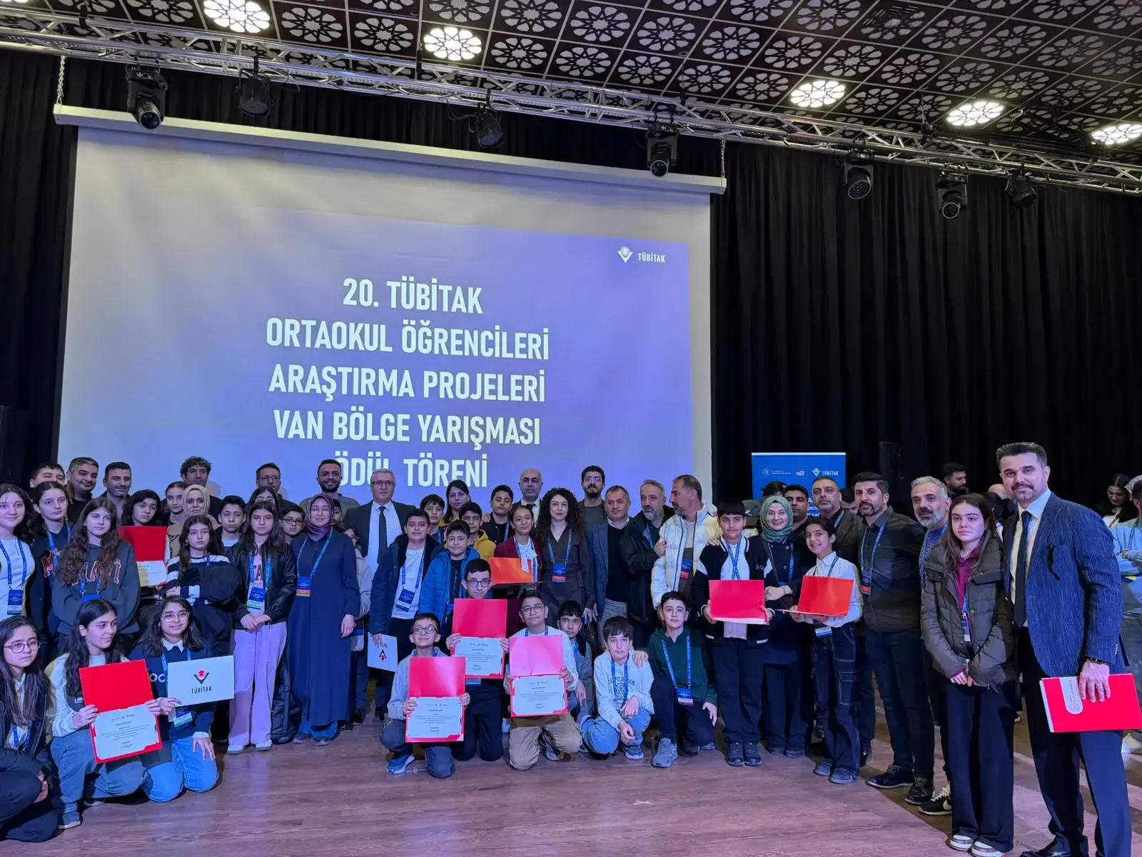Batmanlı Öğrencilerden Van Finalinde 7 Ödül Birden
