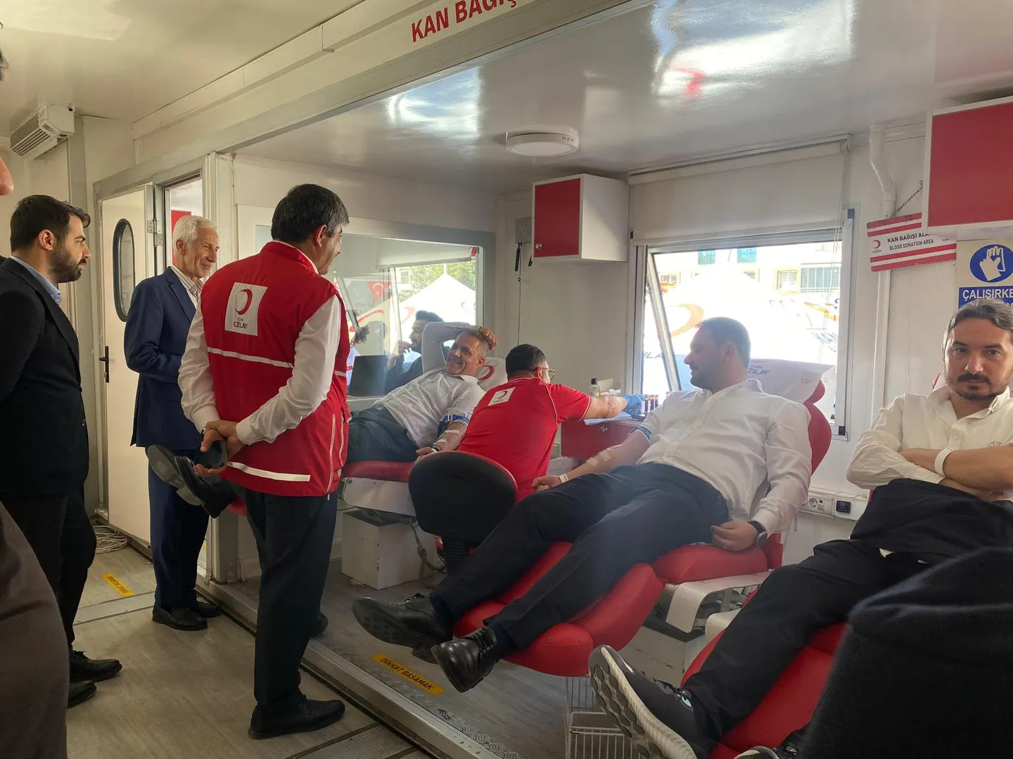 AK Parti Batman Teşkilatı’ndan Kan Bağışına Destek