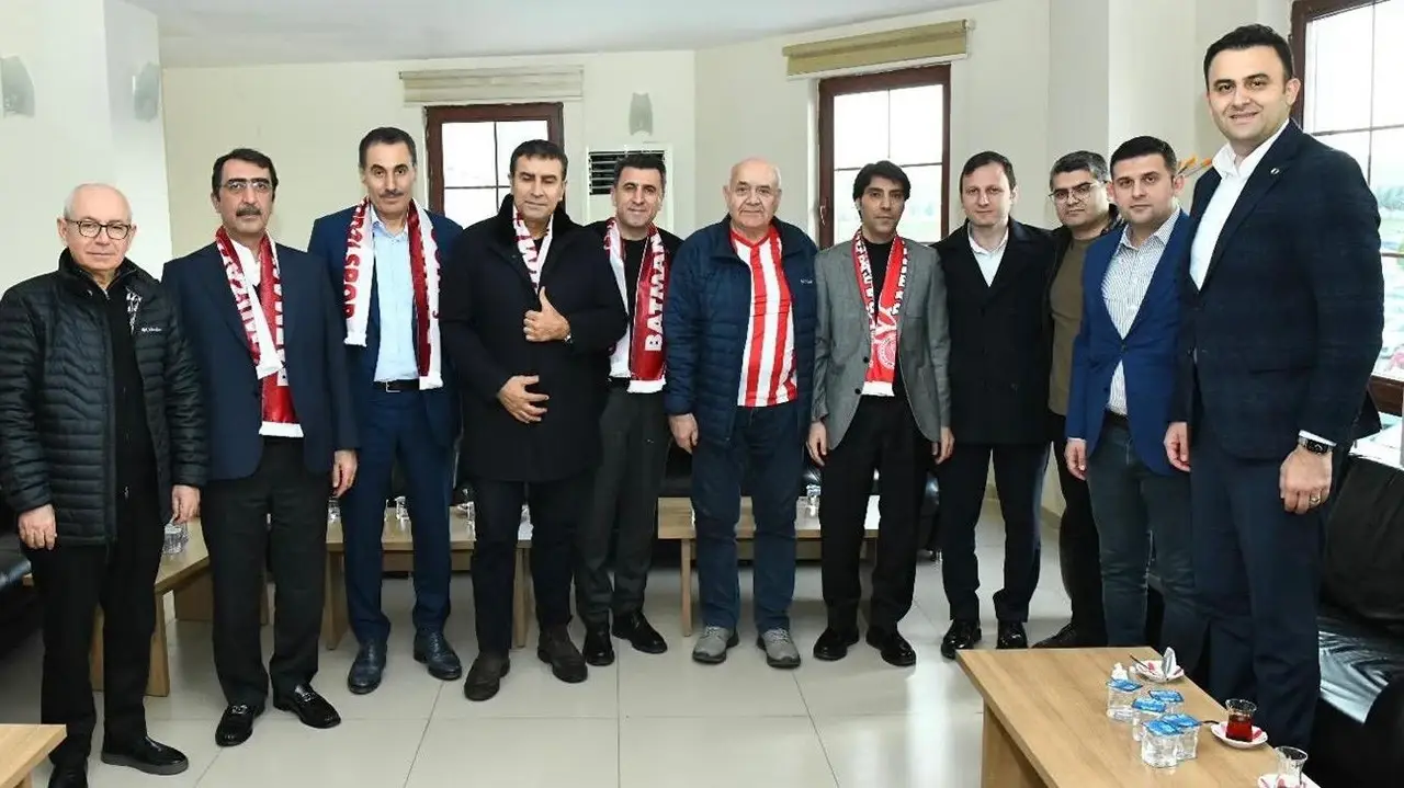 Batman’da Spor ve Sanat Dünyasından Önemli İsimler Buluştu