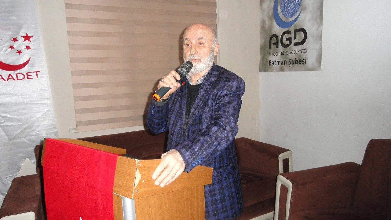 Saadet Partisi Seçim Öncesi Eğitim Seminerleri Düzenliyor