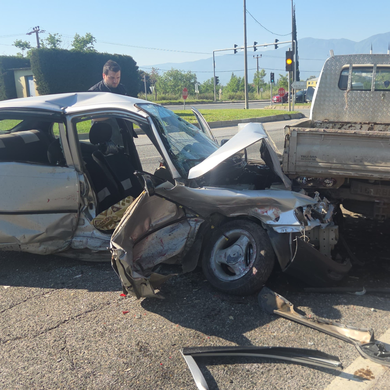 Yalova-Bursa yolunda zincirleme kaza: 1 ölü, 4 yaralı