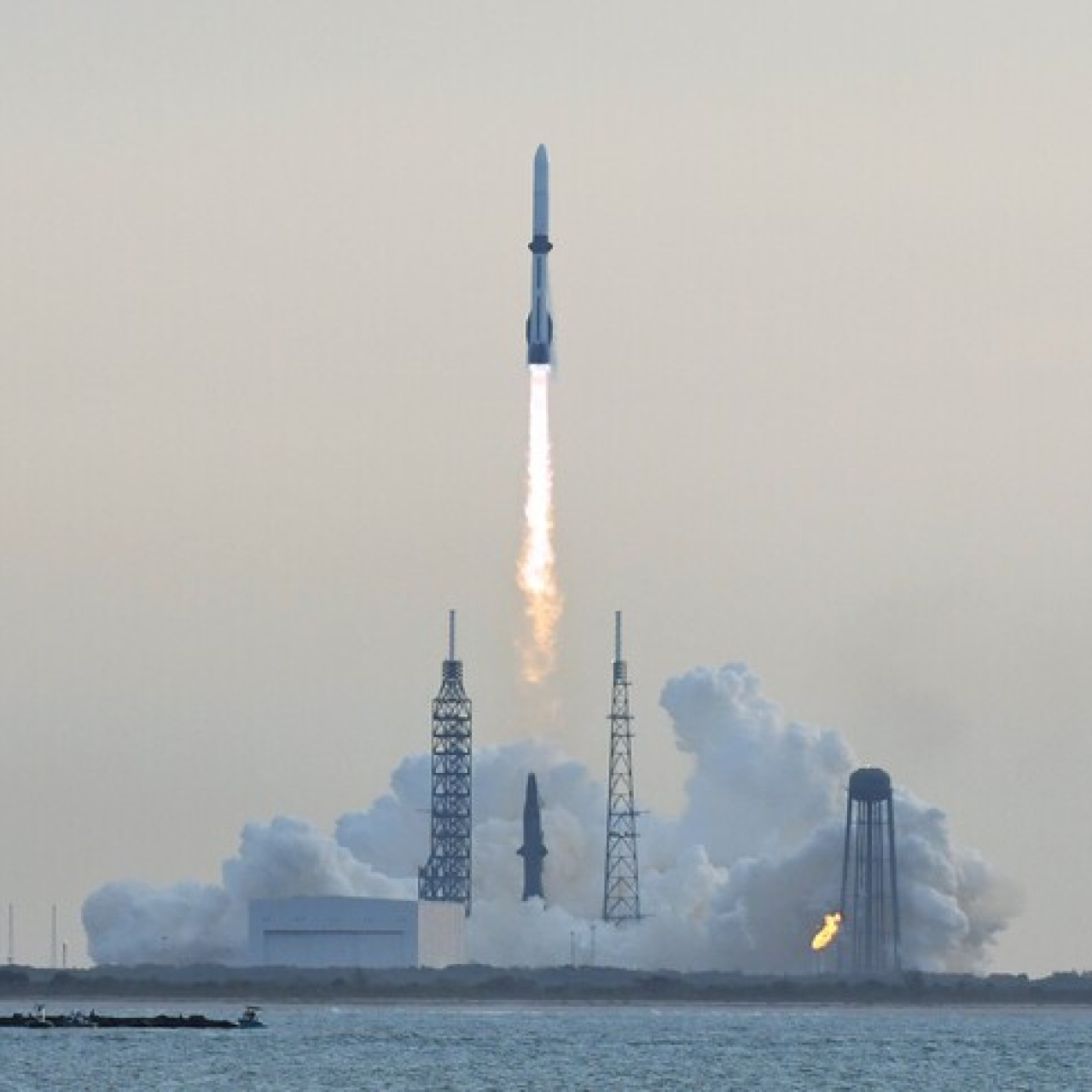 Blue Origin’in New Glenn Roketi Motor Testinde Patladı